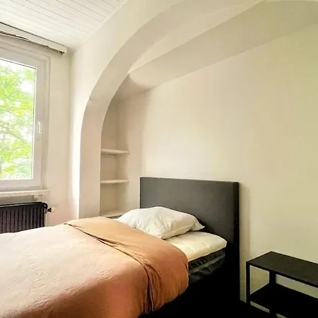 Aux Cedres - Peaceful With Easy Parking Apartment Lüttich